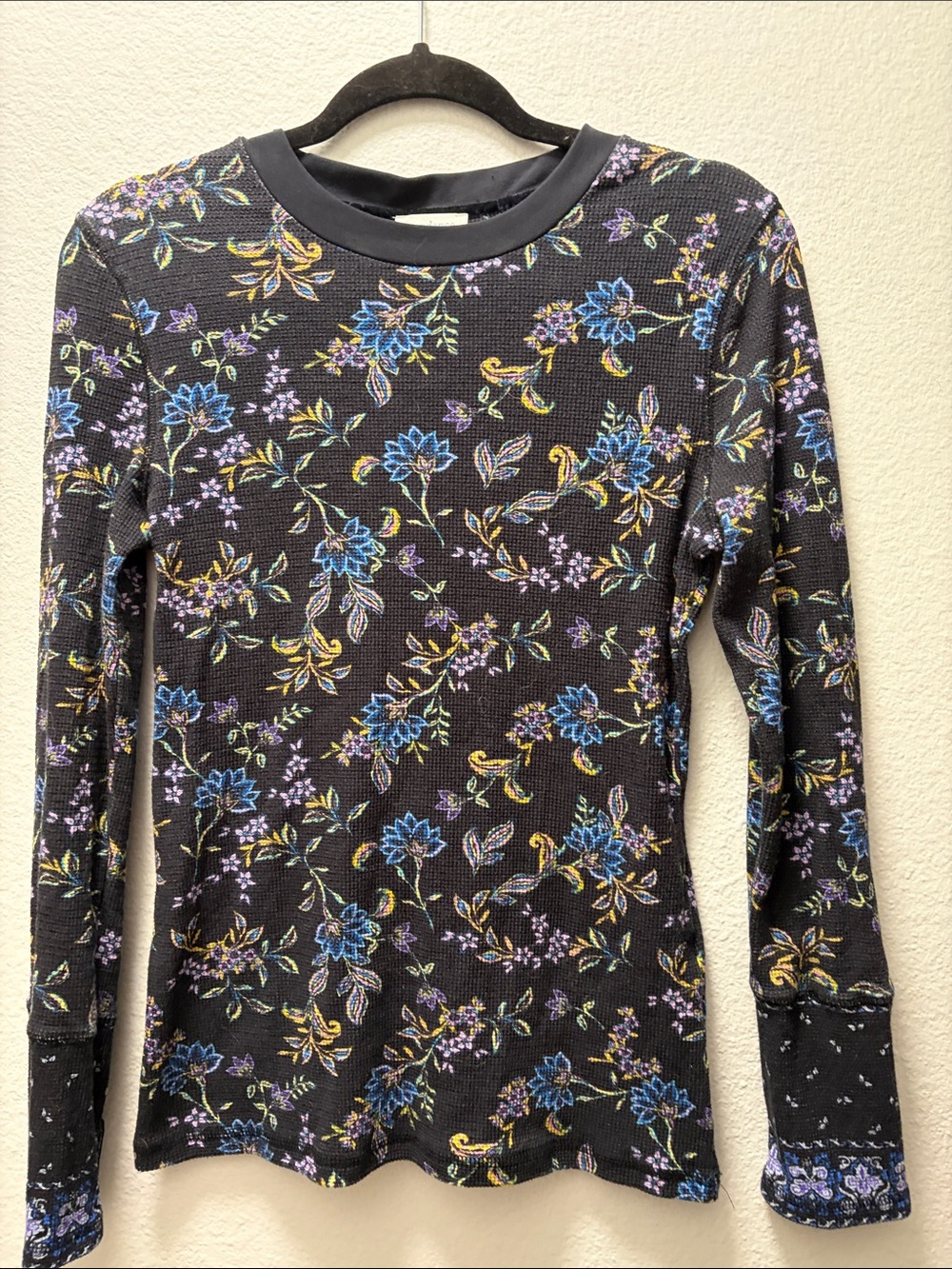 Sundance Black Long-Sleeve Floral Thermal Tee with Blue, Purple & Yellow Accents